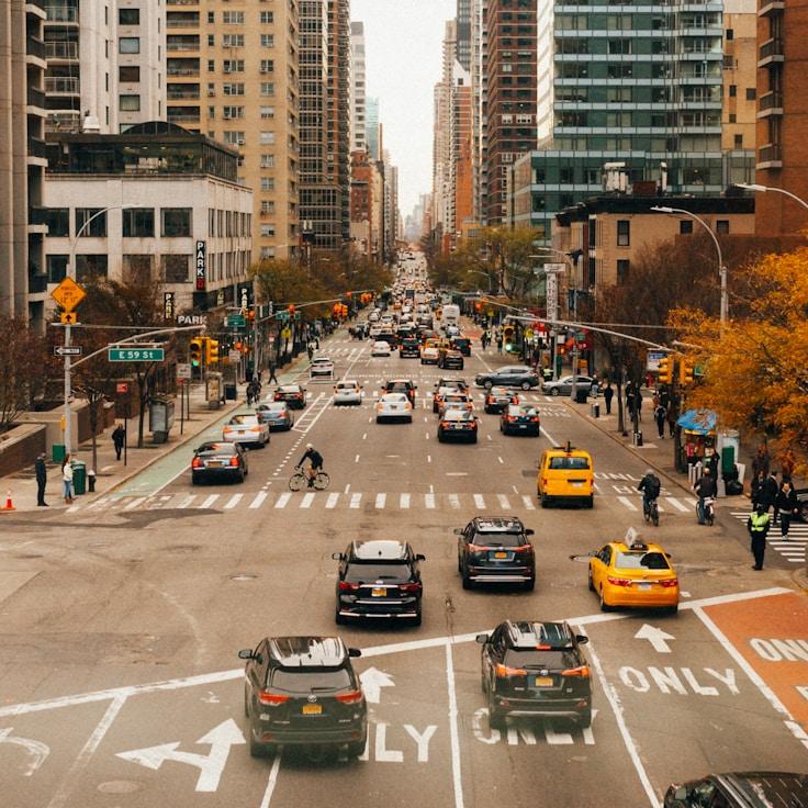 Parents evaluating schools in Portugal
